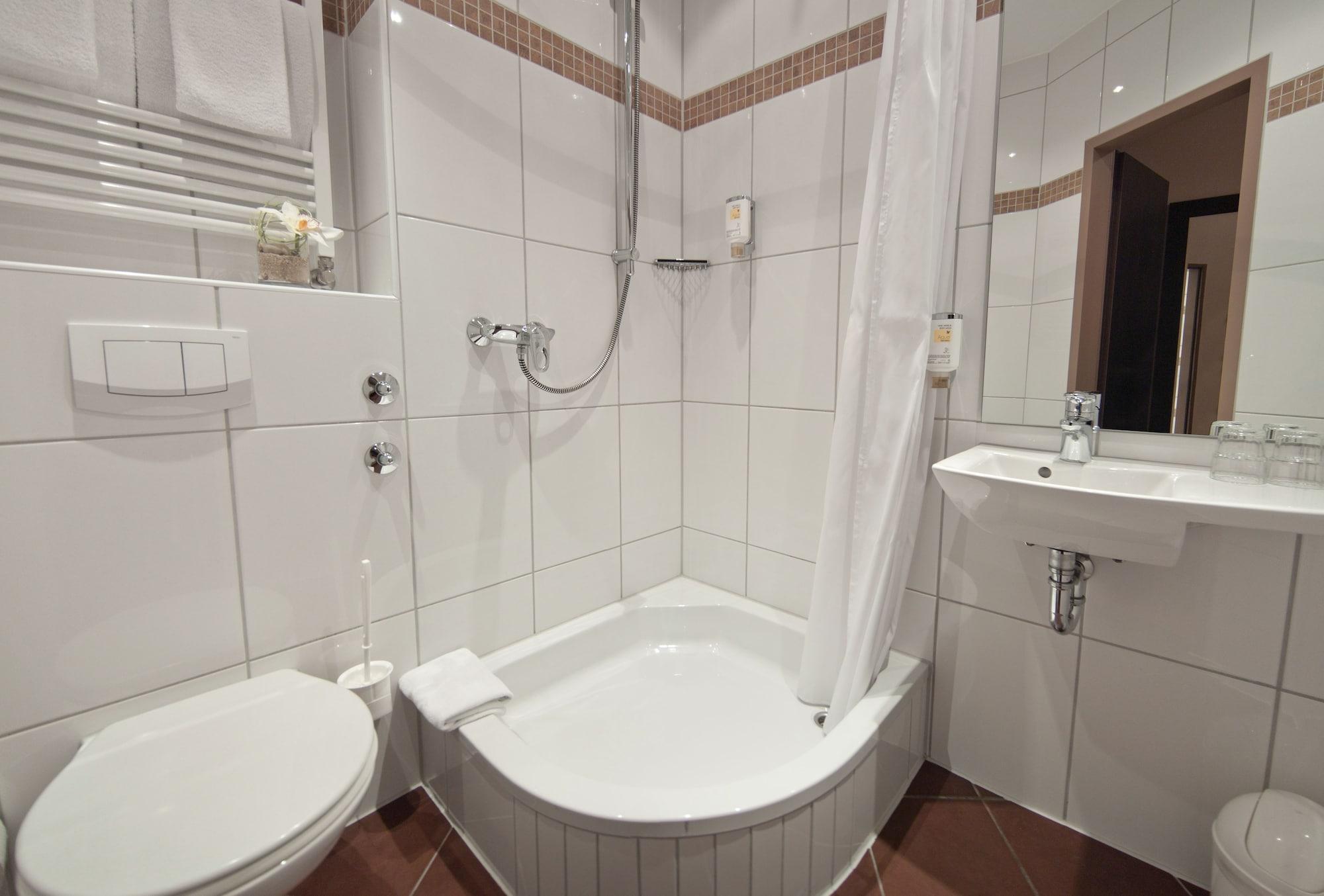 Hotel Savoy Hamburg Ngoại thất bức ảnh