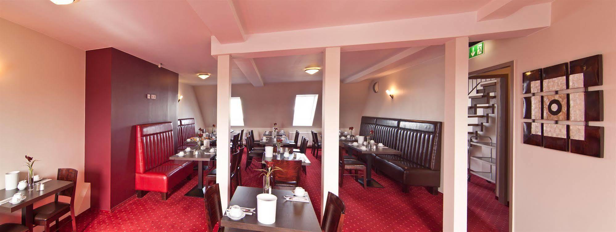 Hotel Savoy Hamburg Ngoại thất bức ảnh
